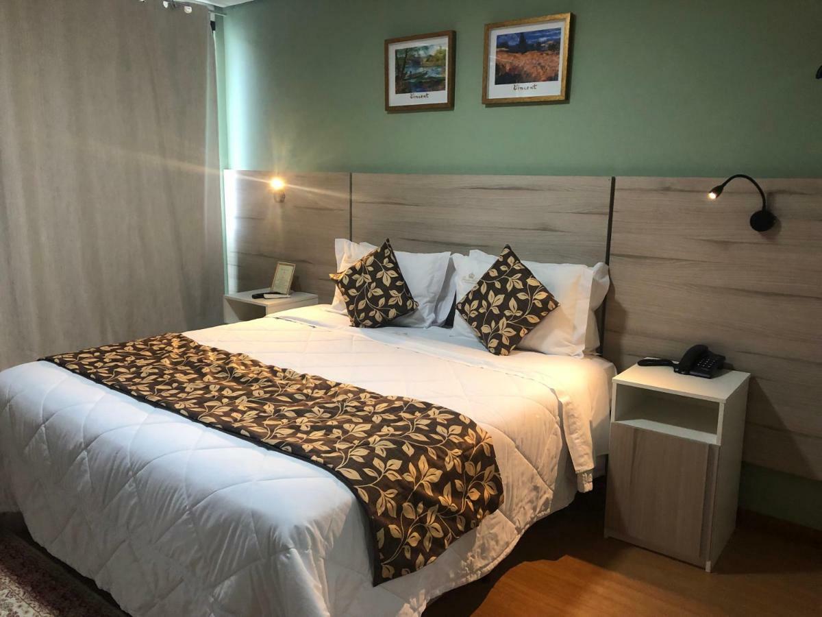 Superior Double or Twin Room,817954349:JPEG